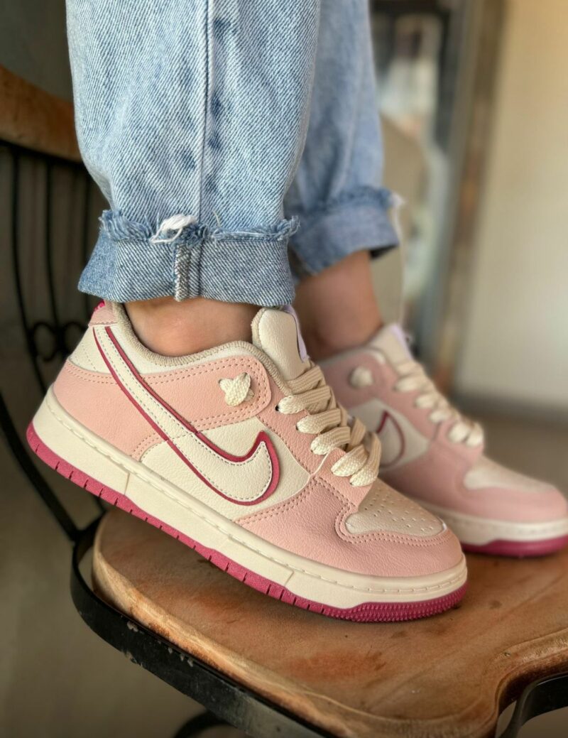 Tênis Nike Rosinha